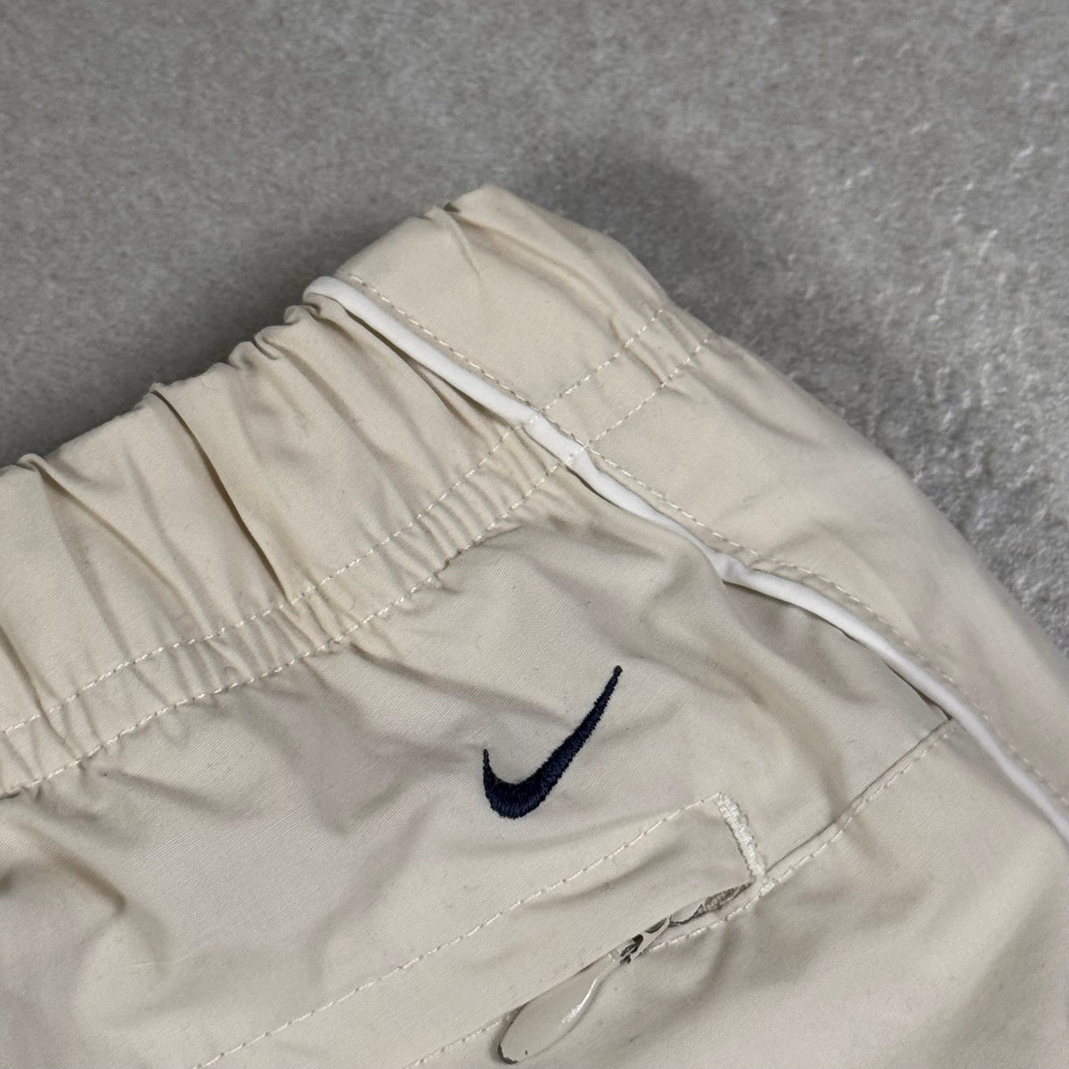 Vintage Nike Trackpants (M)