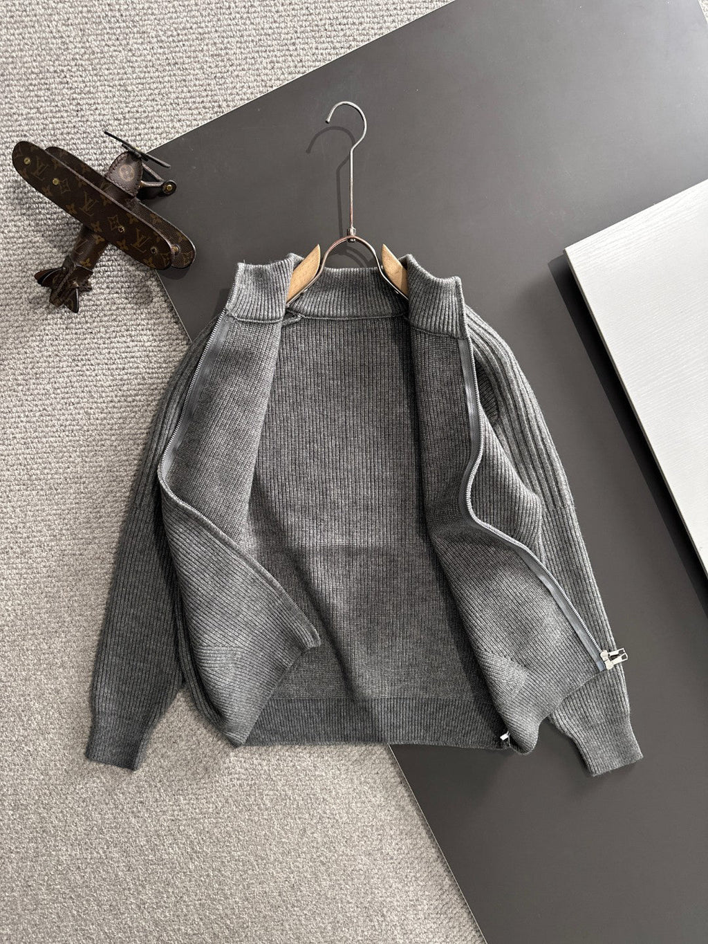 Arc'teryx Men's Ribbed Zip-Up Knit Jacket