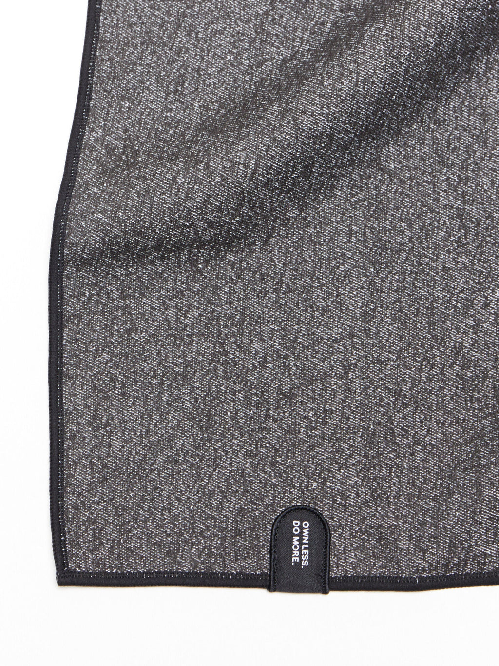 SUSTAINABLE SWEAT TOWEL