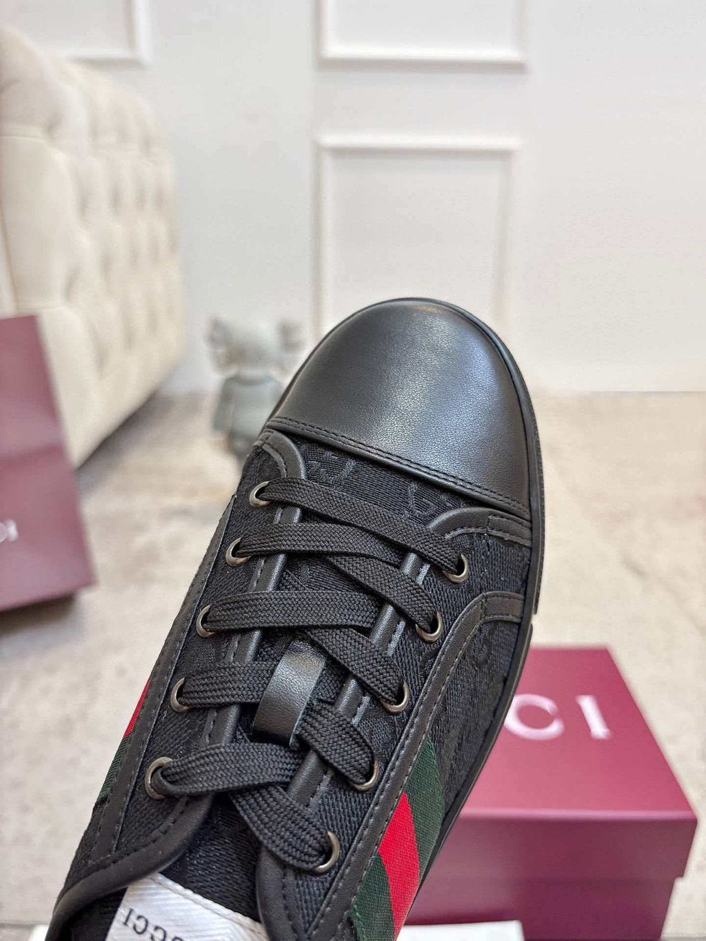 Gucci Stripe Low-Top Sneakers - Dark Patterned Side Panel