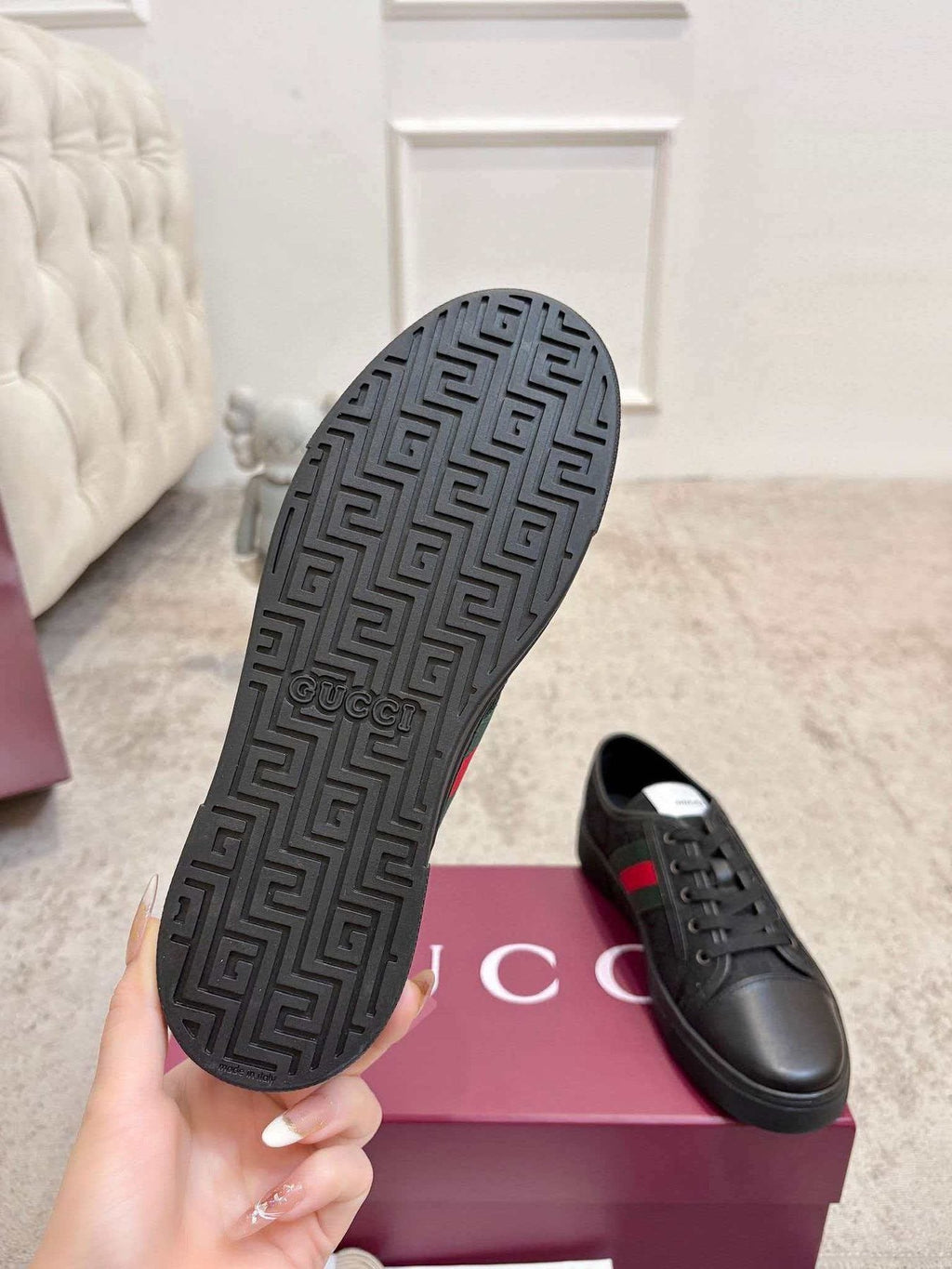 Gucci Stripe Low-Top Sneakers - Dark Patterned Side Panel
