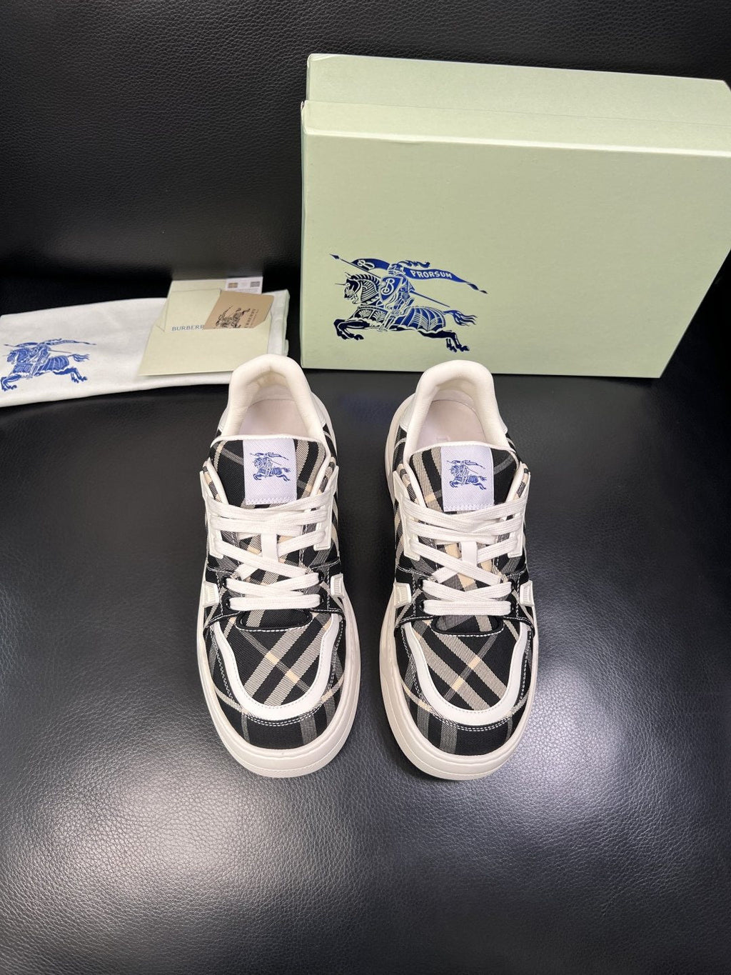 Burberry Black Beige Plaid Low-Top Sneakers