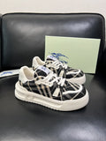 Burberry Black Beige Plaid Low-Top Sneakers