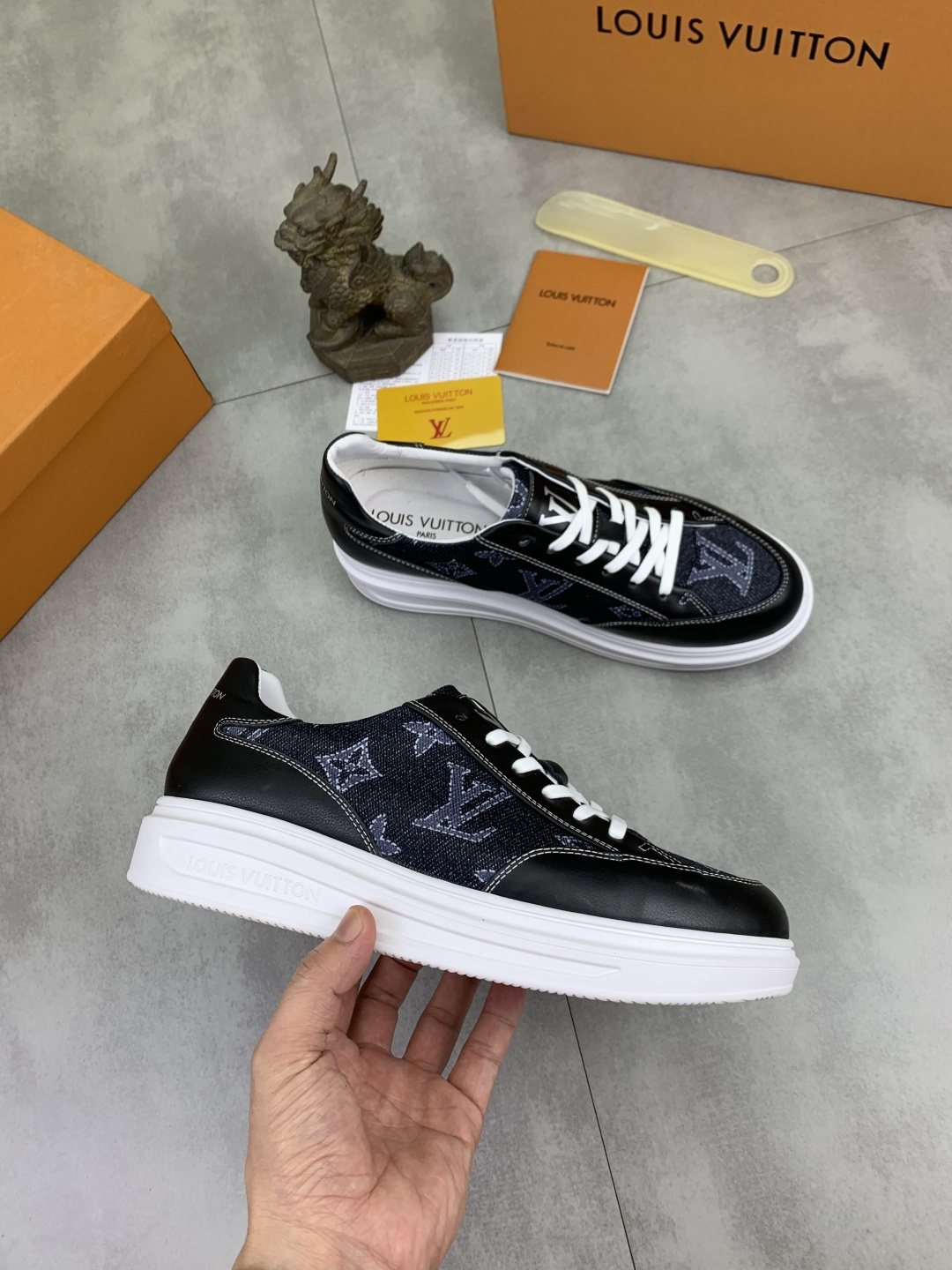 Louis Vuitton Patterned Low-Top Sneakers