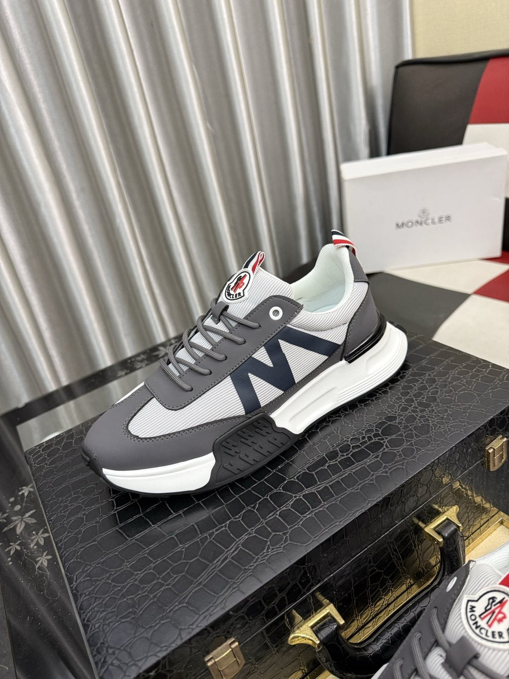 MONCLER Color-Block Low-Top Sneakers